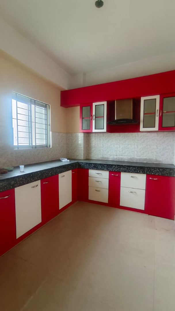 Unfurnished 3bhk in down town hospital, GS Road, Bormotoria, Guwahati, Assam, India for Rent